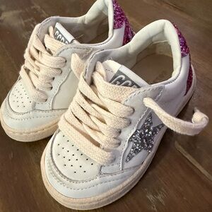 Brand New Golden Goose Kids White Shoes size 21 toddler size 5